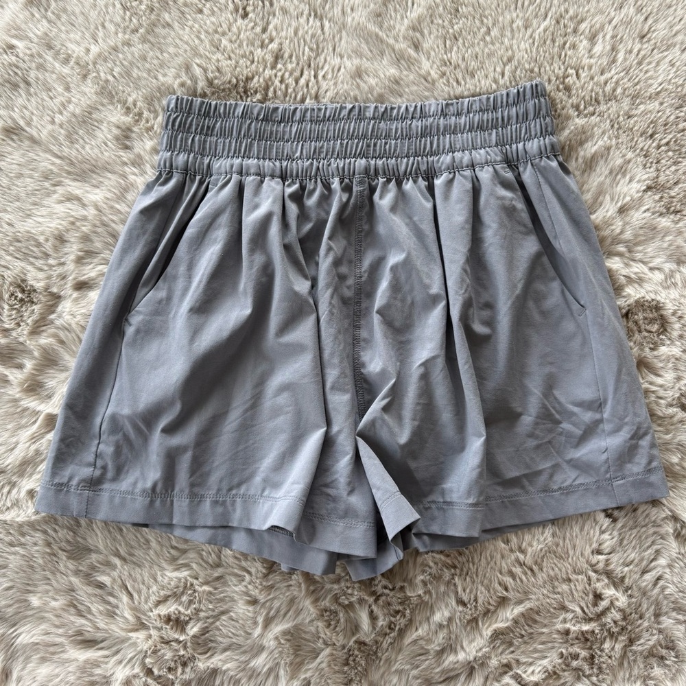 Vuori Athletic Shorts in Light Gray